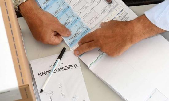Según estadísticas de la policía votó el 57% del padrón en la provincia