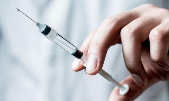 Vacunas pediátricas contra COVID estarán disponibles entre este viernes y el lunes
