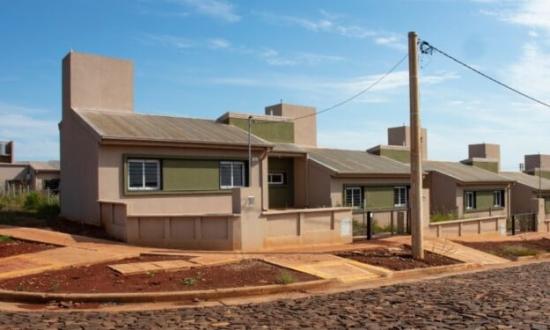 Misiones: el 76% tiene vivienda propia, pero solo el 23% conexión a cloaca